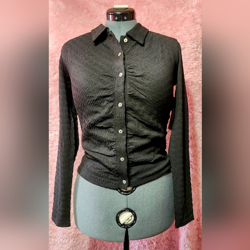NEVER WORN Vera Moda size L black stretchy long-sleeved collared blouse